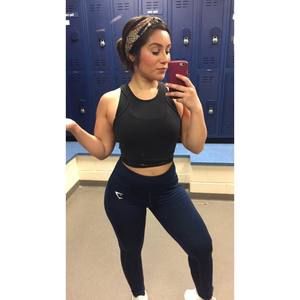 Meet your Posher, Janelle